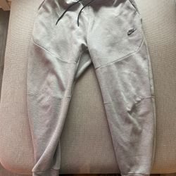 Nike Tech Pants Grey