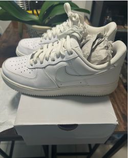 Nike Air Force 1