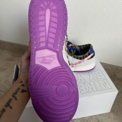 Nikes 