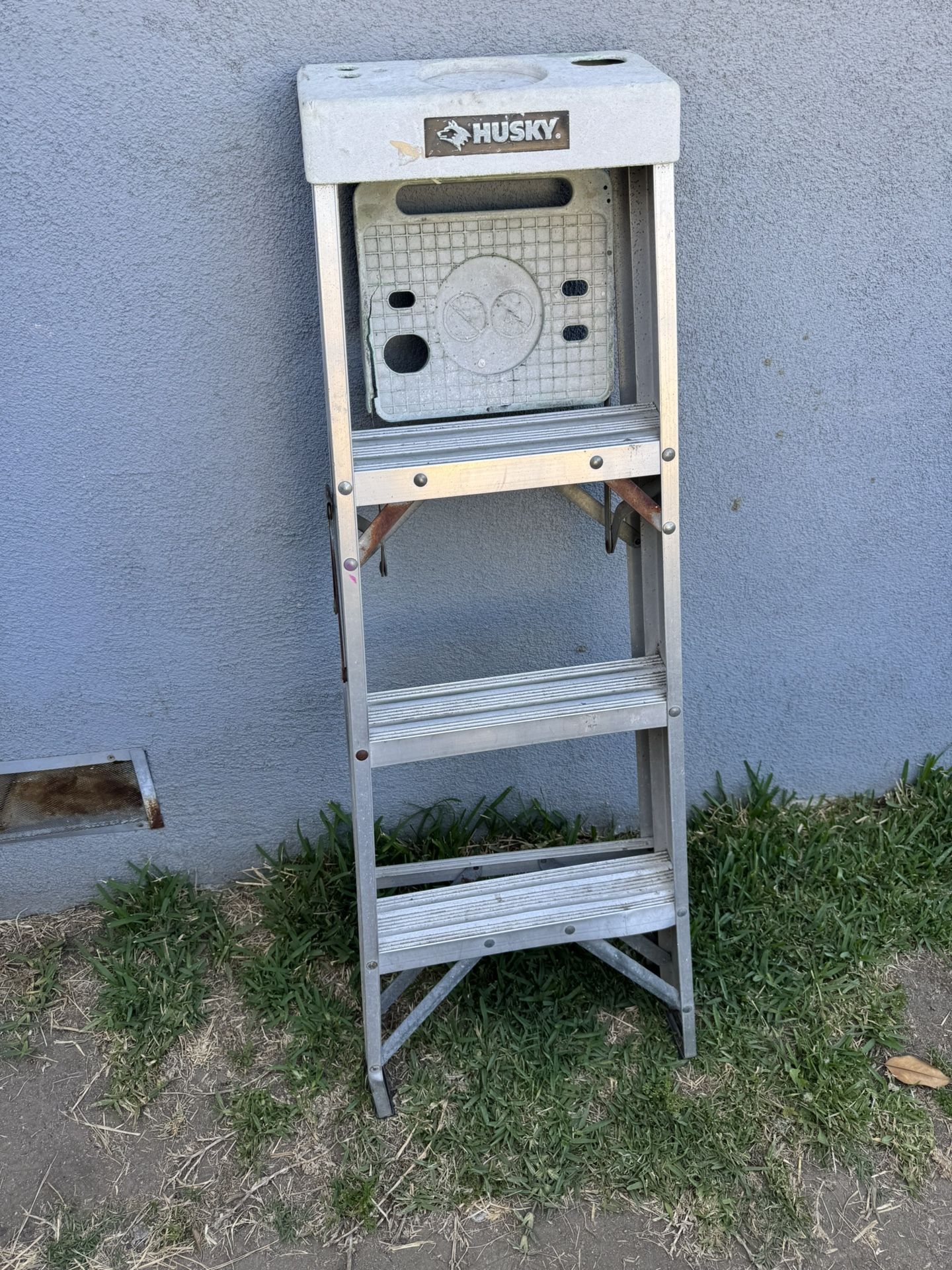 Husky Ladder