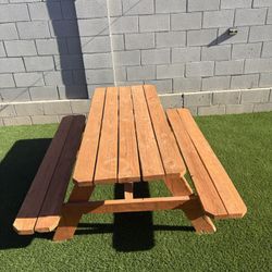 Picnic Table 