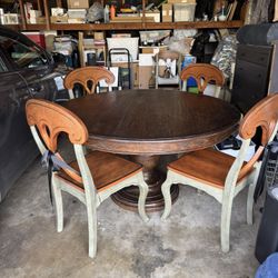 SOLID ROUND TABLE With 6 Chairs