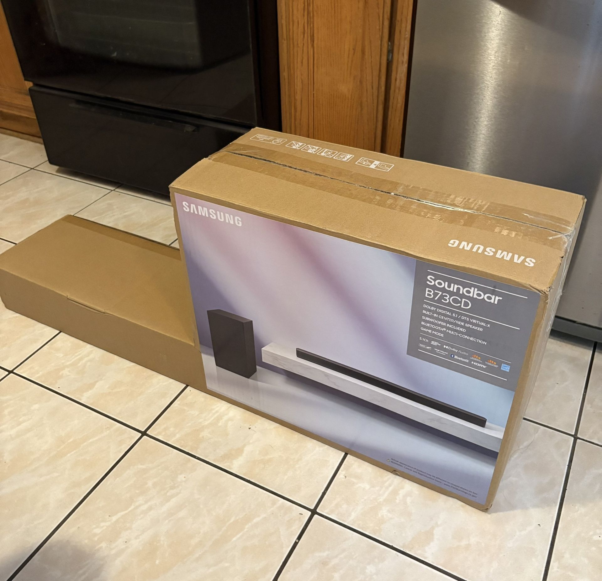 Samsung (HW-B73CD) 5.1ch Soundbar System w/ Wireless Subwoofer β 3-D Surround Sound, Dolby Audio, HDMI ARC, Game Mode
