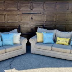 Sofa & Loveseat Set