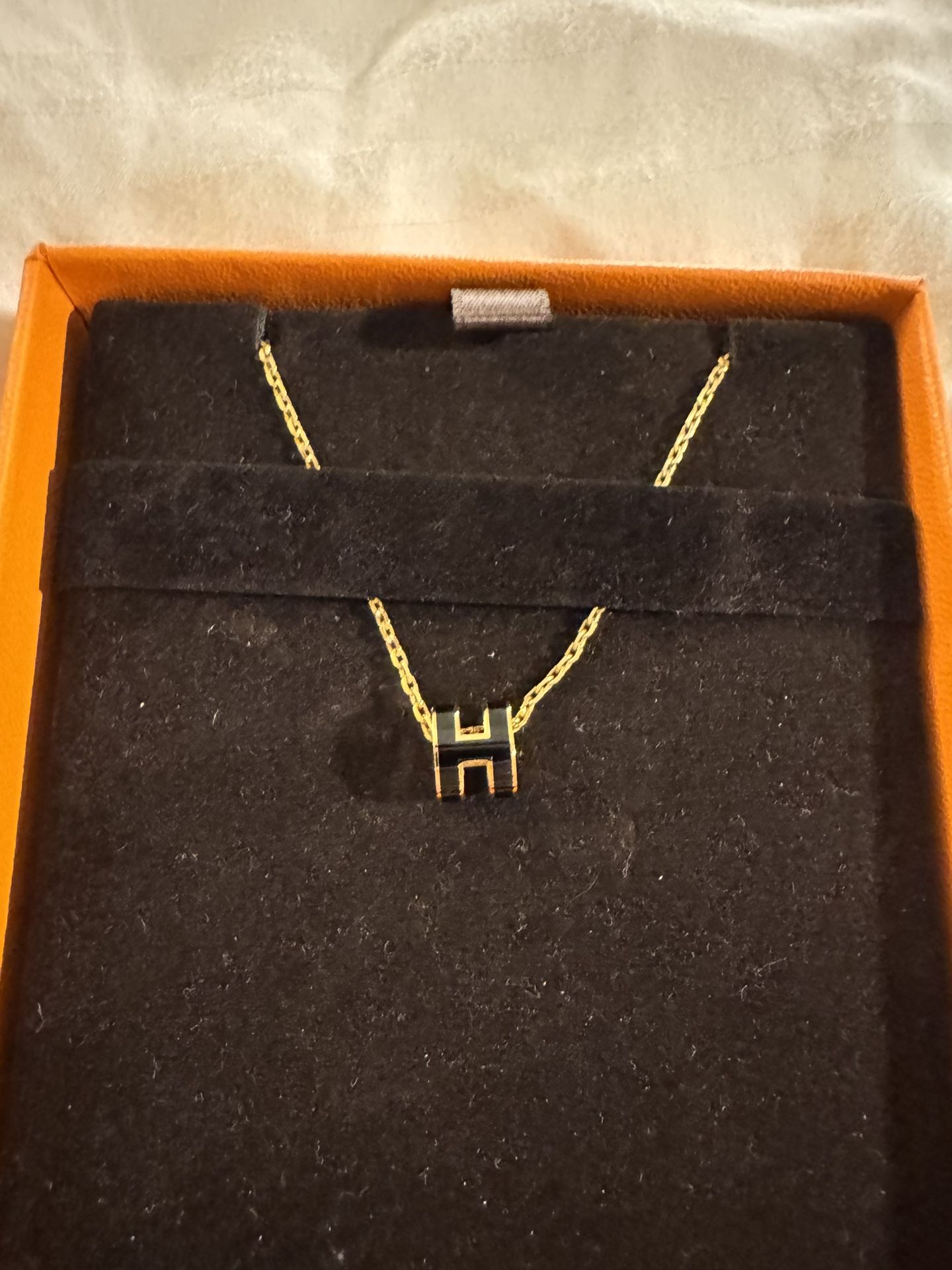 Hermès Mini Pop H Pendant – Noir/Gold – Excellent Condition With Box