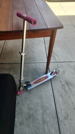 Pink Razor scooter