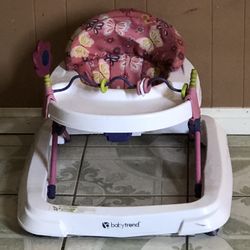 LIKE NEW SAFETY 1st BABY WALKER 
