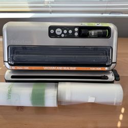 Food saver Vacuum Sealer Machine ($10)