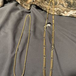 2 Gold Chains 