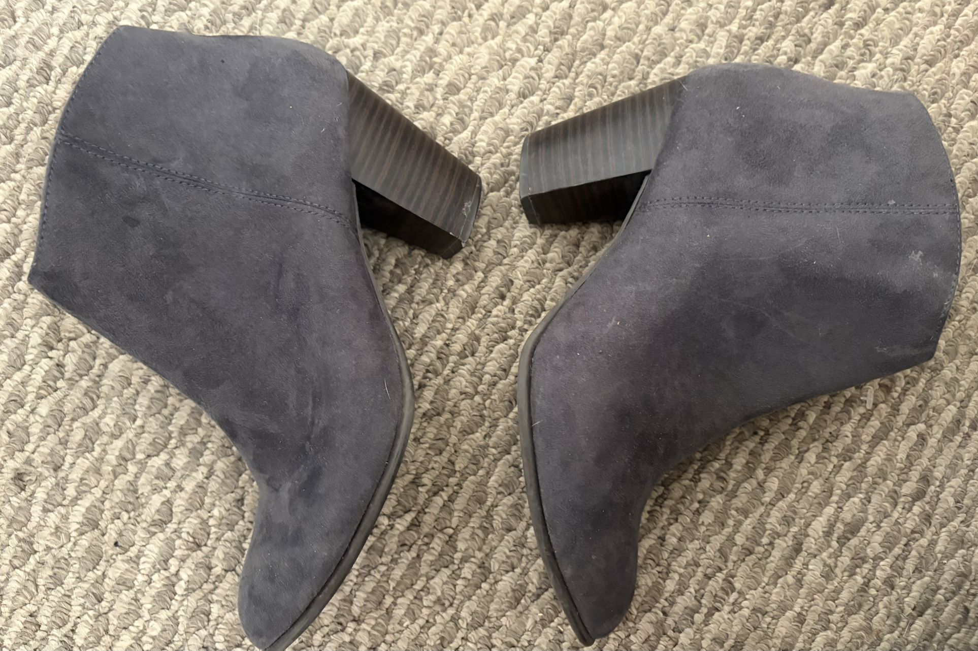 Women’s Gray Ankle Boots Size 8
