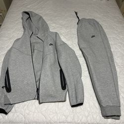 Grey Nike Tech Suit XL