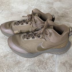 Nike React SFB Carbon Like New Shoes Mens 10 1/2