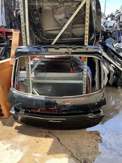 2013 - 2023 PORSCHE MACAN - TAIL GATE LIFT GATE OEM