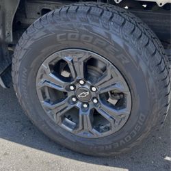 GMC OEM TIRES AND WHEELS 18”
