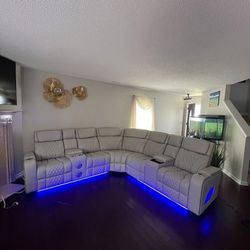 Power Reclining Sectional With Massage LED 