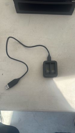 Pre-Owned Genuine Go Pro Dual Battery Charger