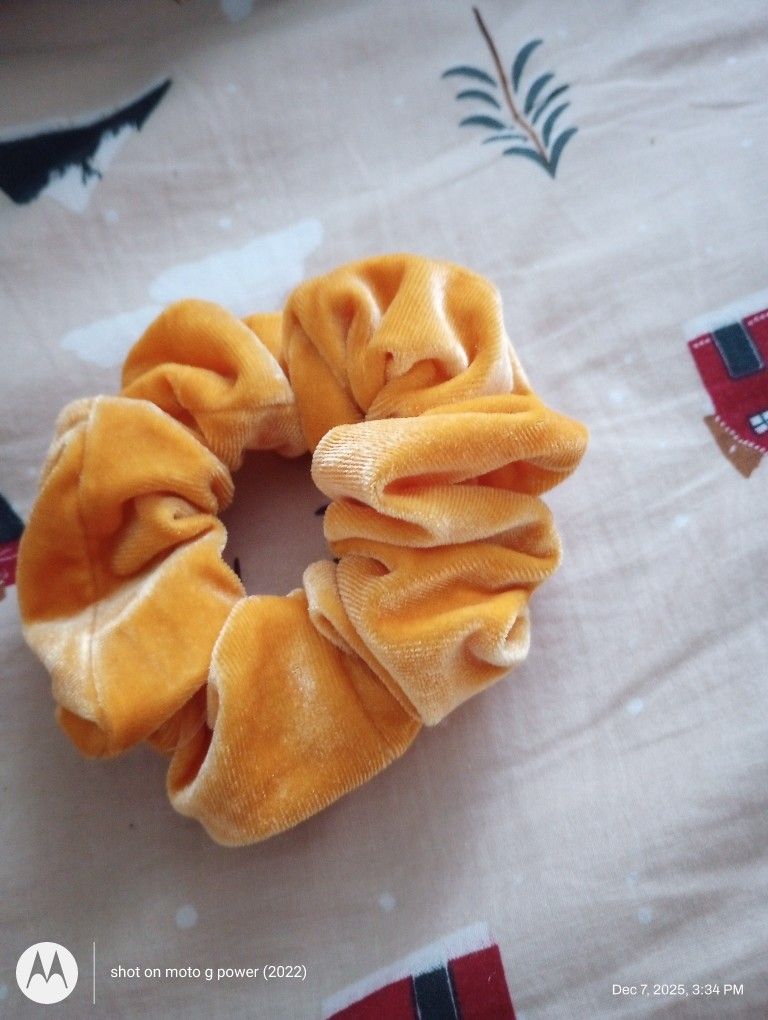 Velvet Hair Scrunchie