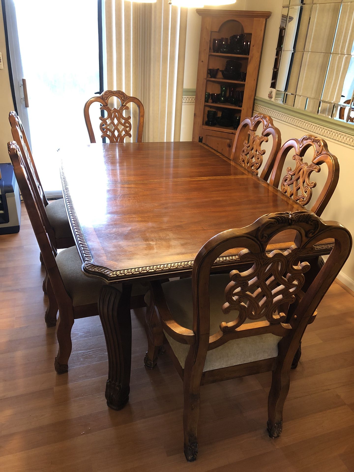 Dining Room Table and Chairs