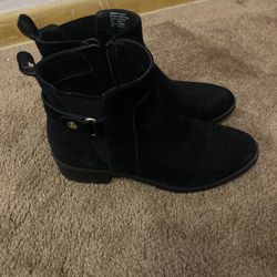 Gianni Bernini Suede Booties