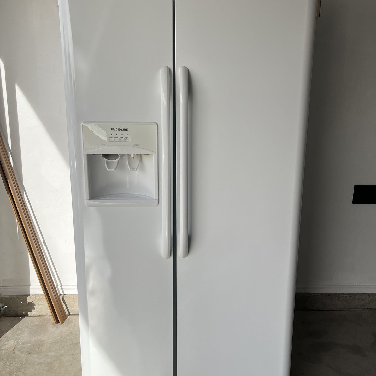 Refrigerator Fridigaire