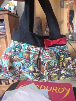 Marvel purse