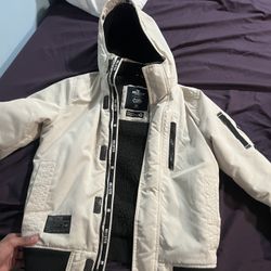 Hollister Winter Jacket for Sale in Brooklyn, NY - OfferUp