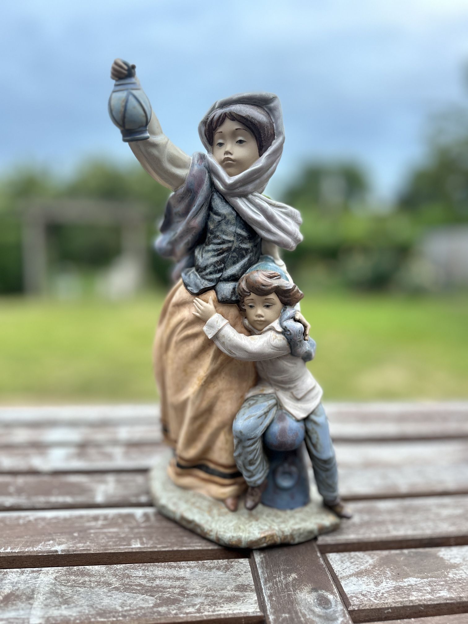 Lladro Waiting For Sailor #2129