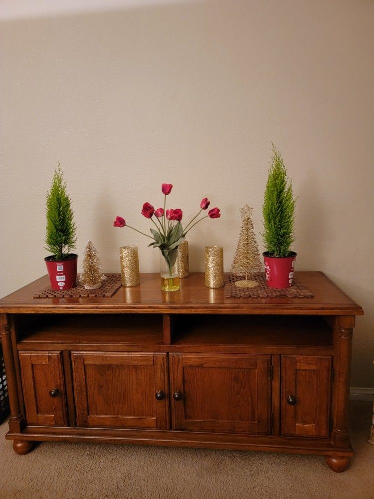 Nice Piece Of Furniture Great Condition