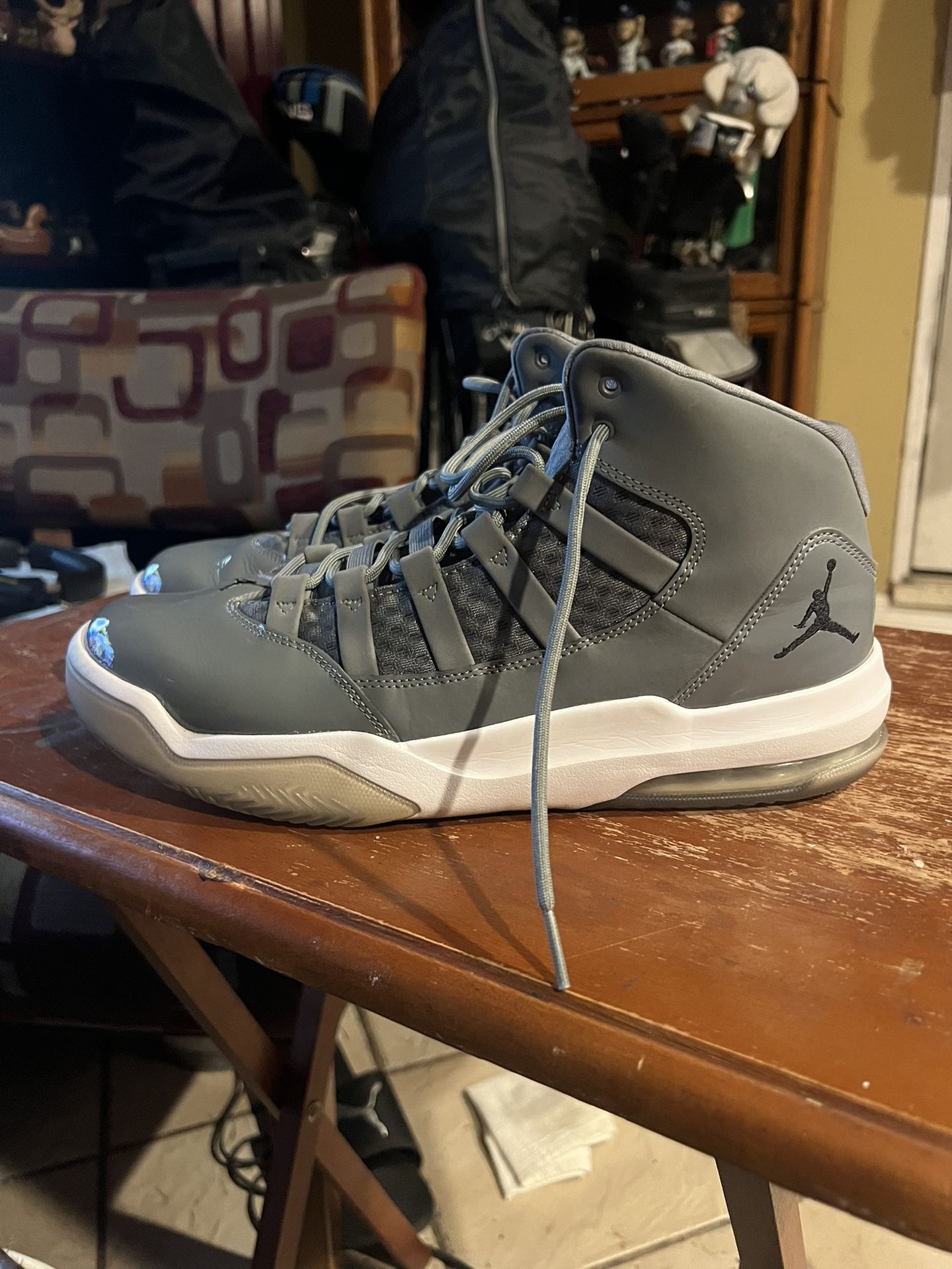 Cool Grey Jordan Aura Max *NEW Nike Air Jordan Max Aura Cool Grey 