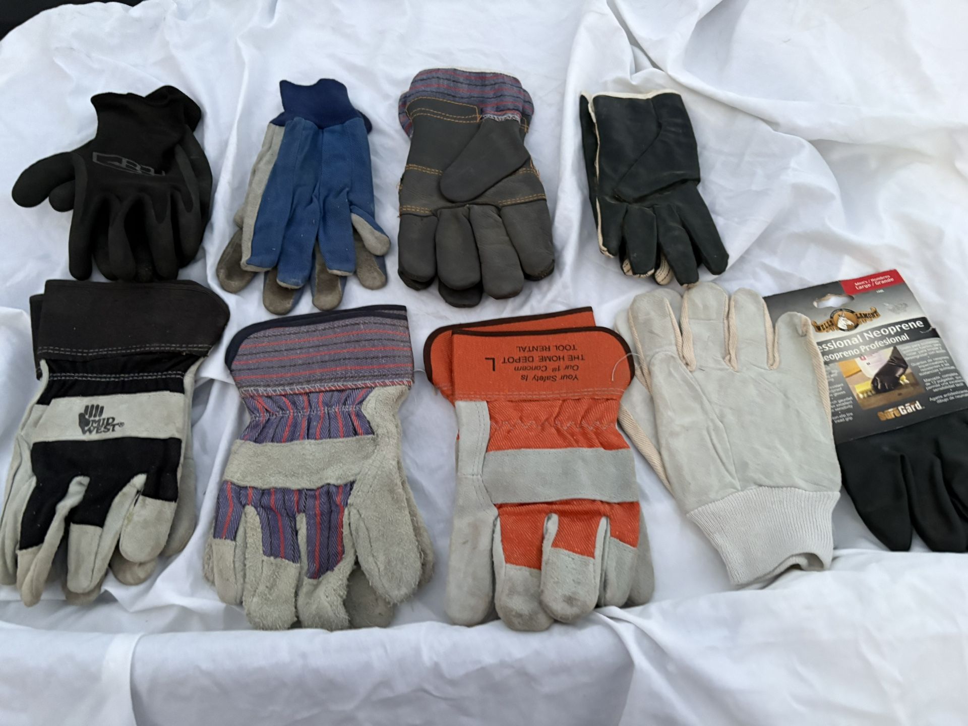 9 Pair Gloves