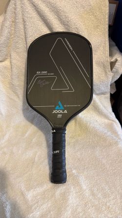 JOOLA Ben John pickleball paddle