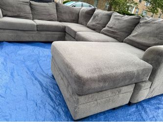 LARGE XL GREY MODERN DAY SECTIONAL