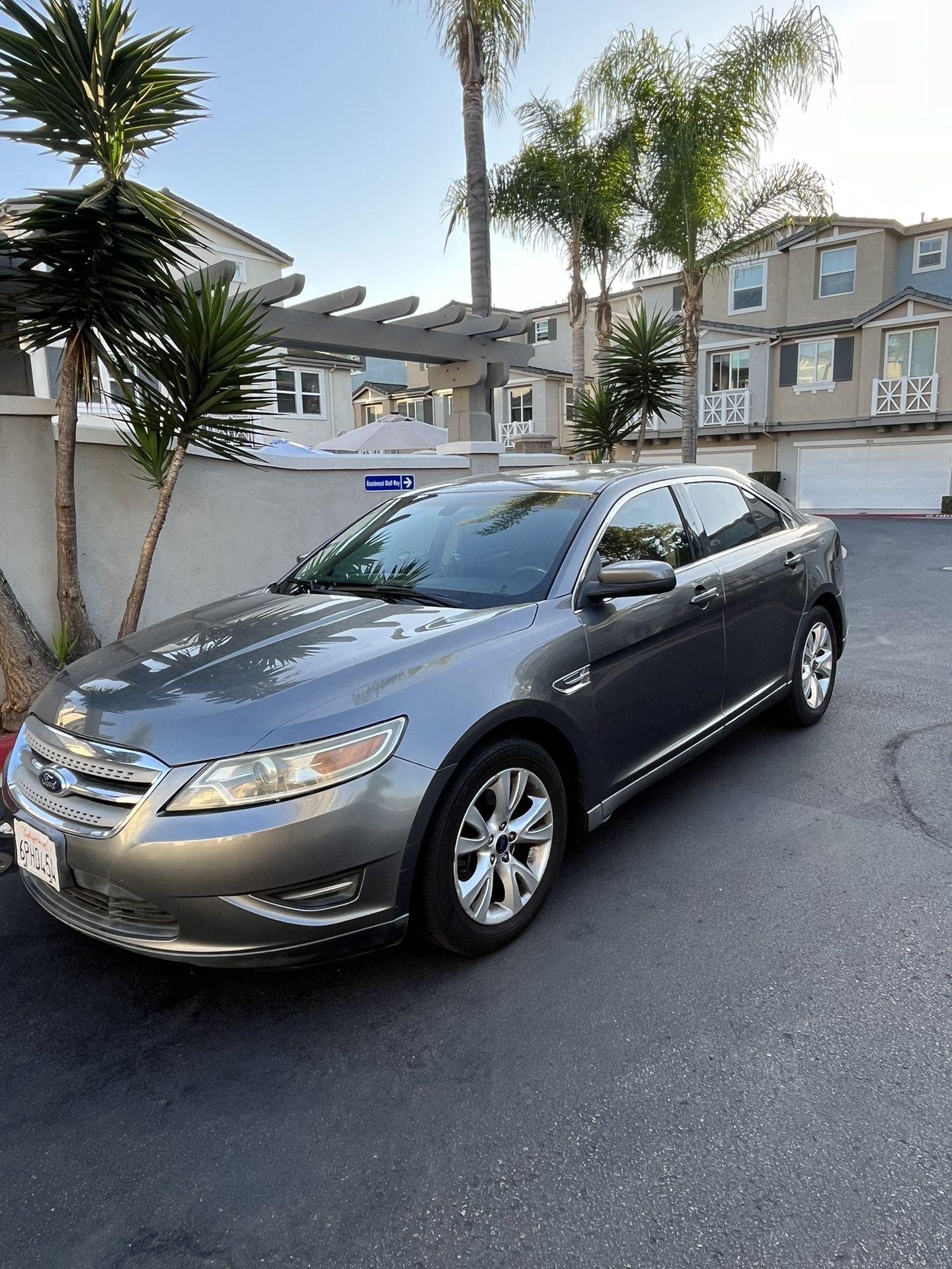 2011 Ford Taurus