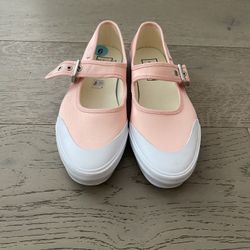 Brand new vans women Mary jane sneaker pink size 6