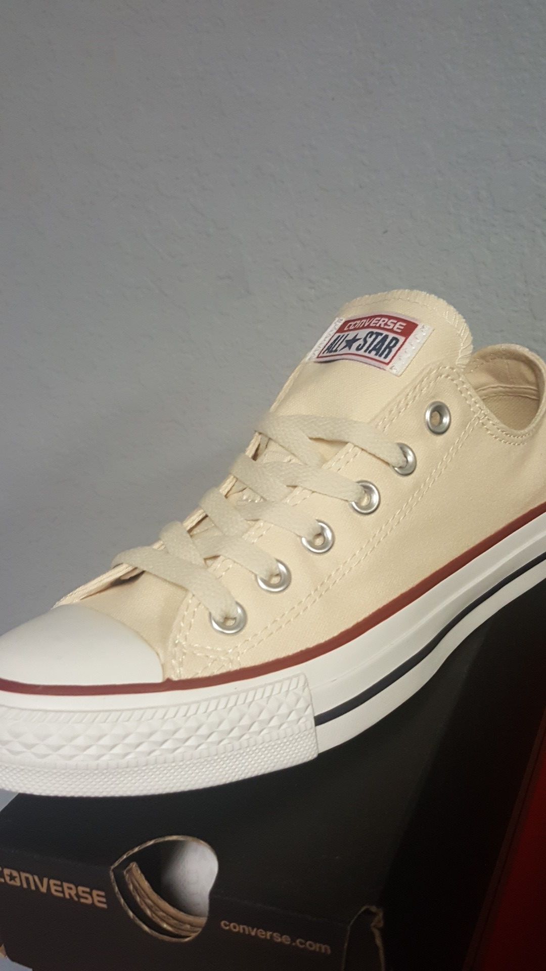 all star ox natural white for Sale in NC - OfferUp