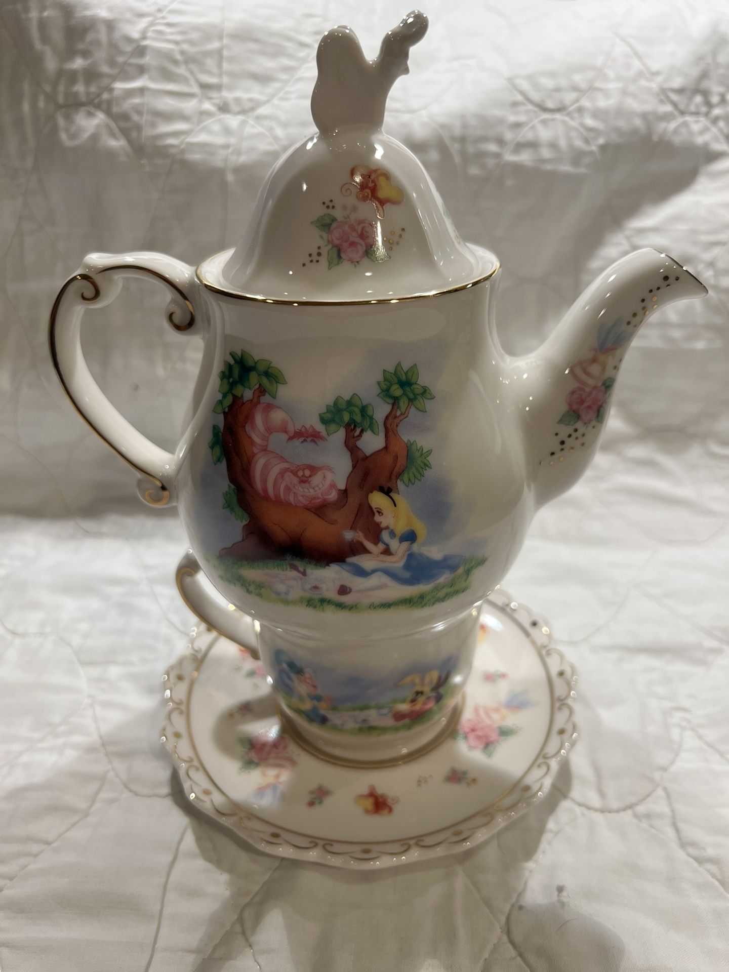 Disney Parks Limited Alice in Wonderland Cheshire Cat Teapot Tea Cup Saucer Used Original Box
