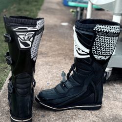 Dirt bike Boots