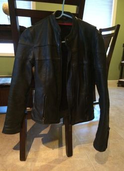 Female XS Milwaukee leather jacket