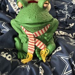 Christmas frog