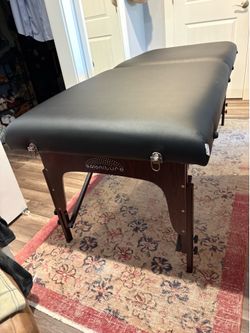 Massage therapy table