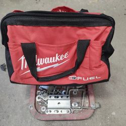 Milwaukee Bag And Charger 