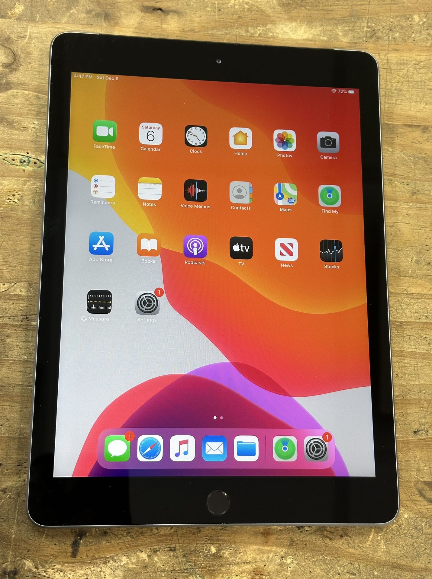 iPad 6th Gen 128GB Cellular