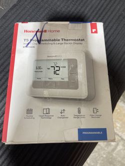 Honeywell Home T5 7-Day Programmable Thermostat with Backlit Display (RTH7560E)