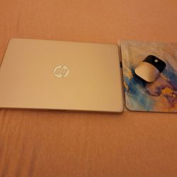 HP 14" Laptop-Intel 