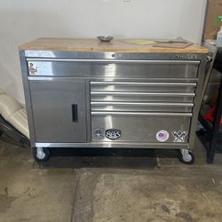 Stainless steal Tool Box Husky 