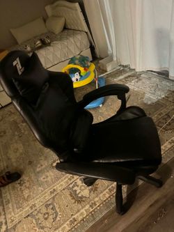 Black and chair size idk