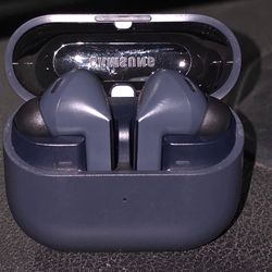 NEED GONE BY FRIDAY Galaxy Buds3 FE