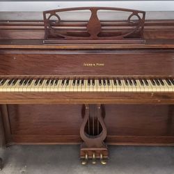 Ivers Amd Pond 81355 Piano