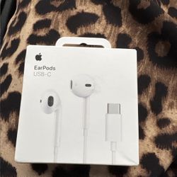 Apple - Earbuds (Type C)