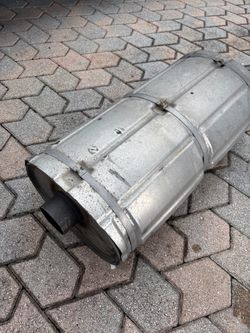 GMC 2010 Muffler